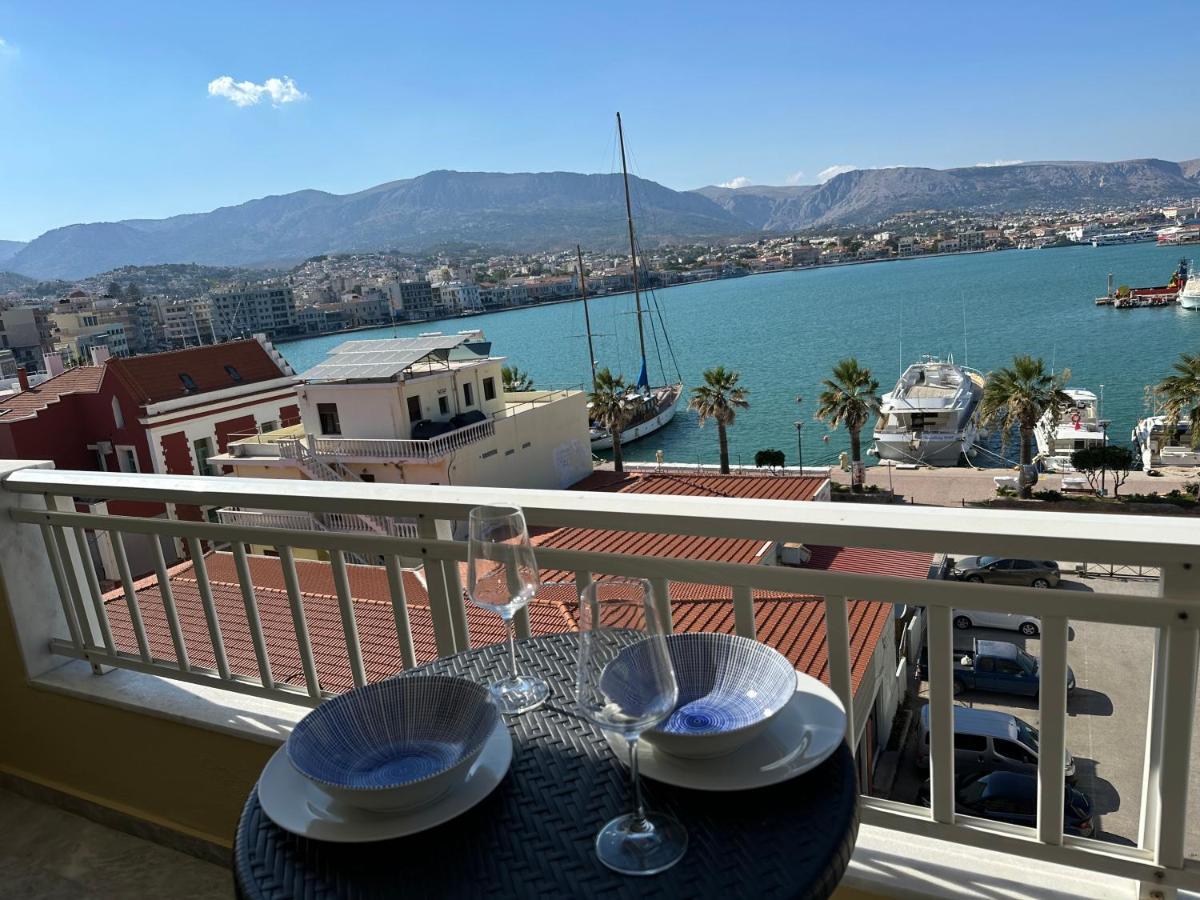 Panoramic Port Penthouse Apartment